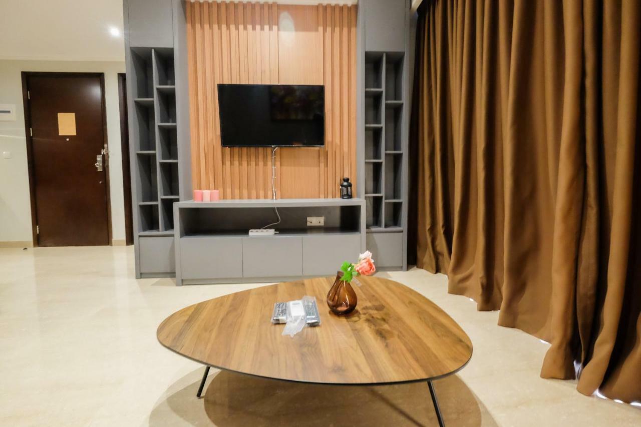 Comfortable&Modern 2BR Menteng Park Apartment By Travelio Giacarta Esterno foto