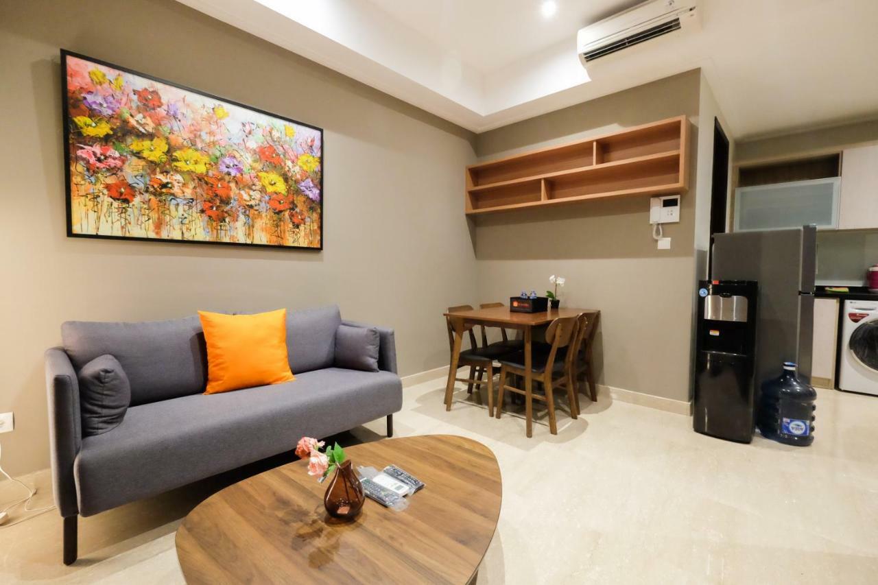 Comfortable&Modern 2BR Menteng Park Apartment By Travelio Giacarta Esterno foto